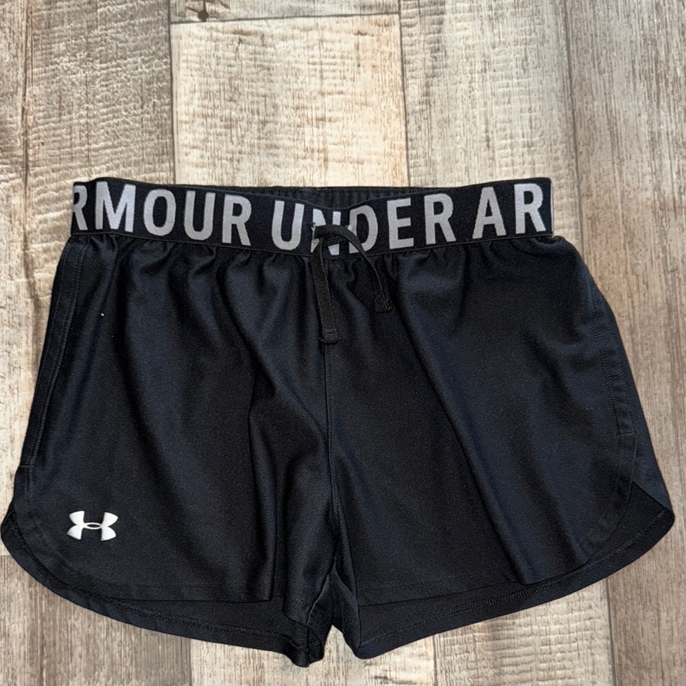 UNDER ARMOUR‎ shorts-size Y -XL